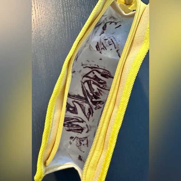 Barneys New York Make Up Bag - NWT - Picture 3 of 3